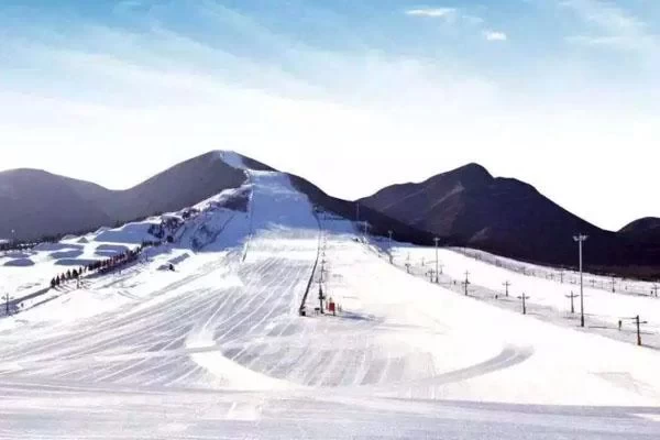 Best Skiing Spots Around Xi'an 