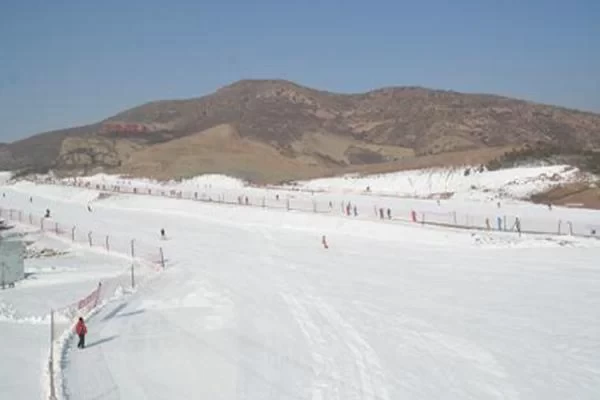 Where to Ski in Hohhot, Inner Mongolia: A List of Ski Resorts Near Hohhot 